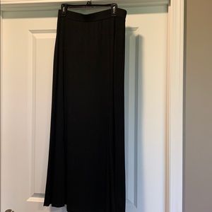Black maxi elastic waist skirt Limited M